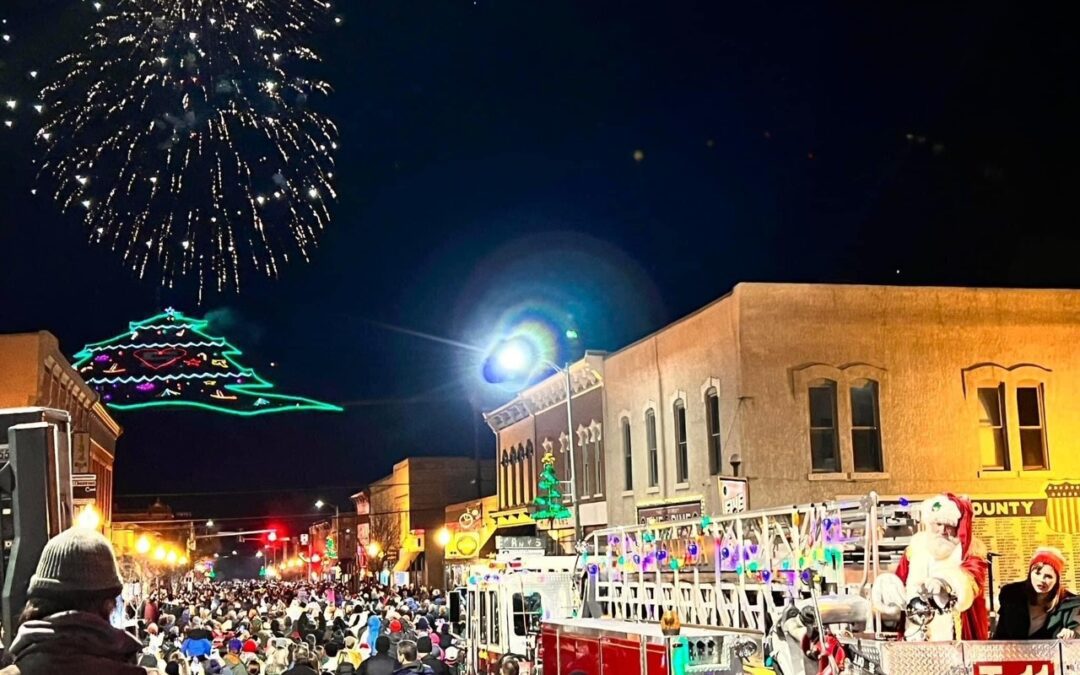 Christmas Mountain and Santa come to S-Town Black Friday!